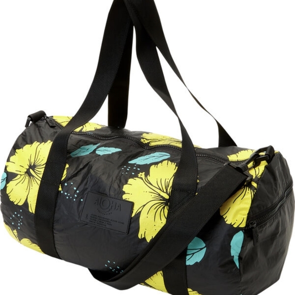 Aloha Weekender Duffle Bag In Hibiscus - Picture 1 of 10